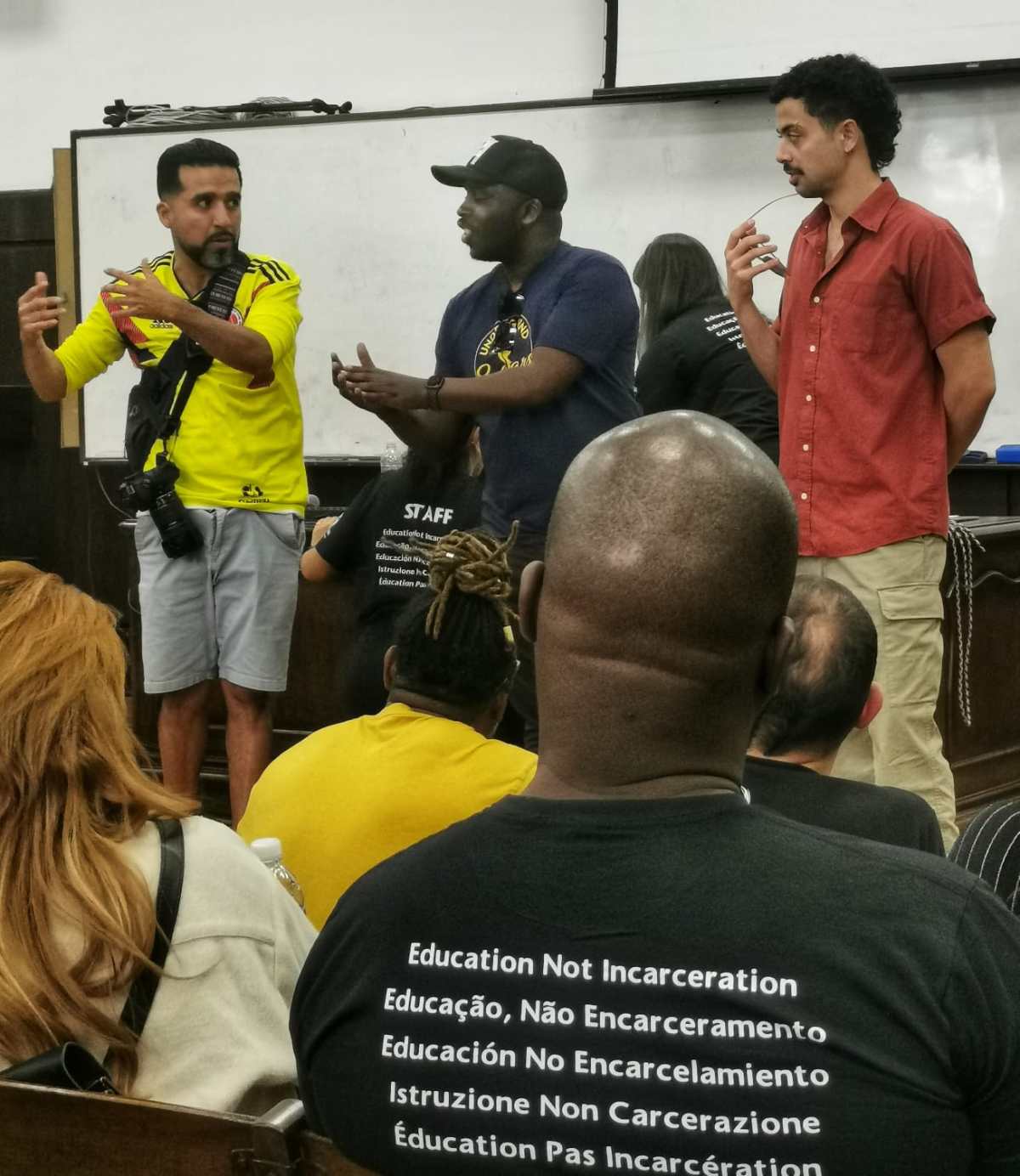 The Global Freedom Scholars Network (GFS): apuntes para un manifiesto / notes for a manifesto / notas para um manifesto